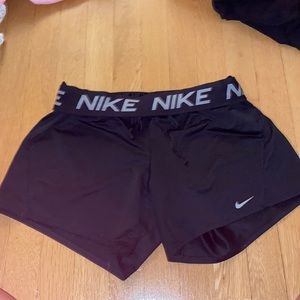Nike shorts size s